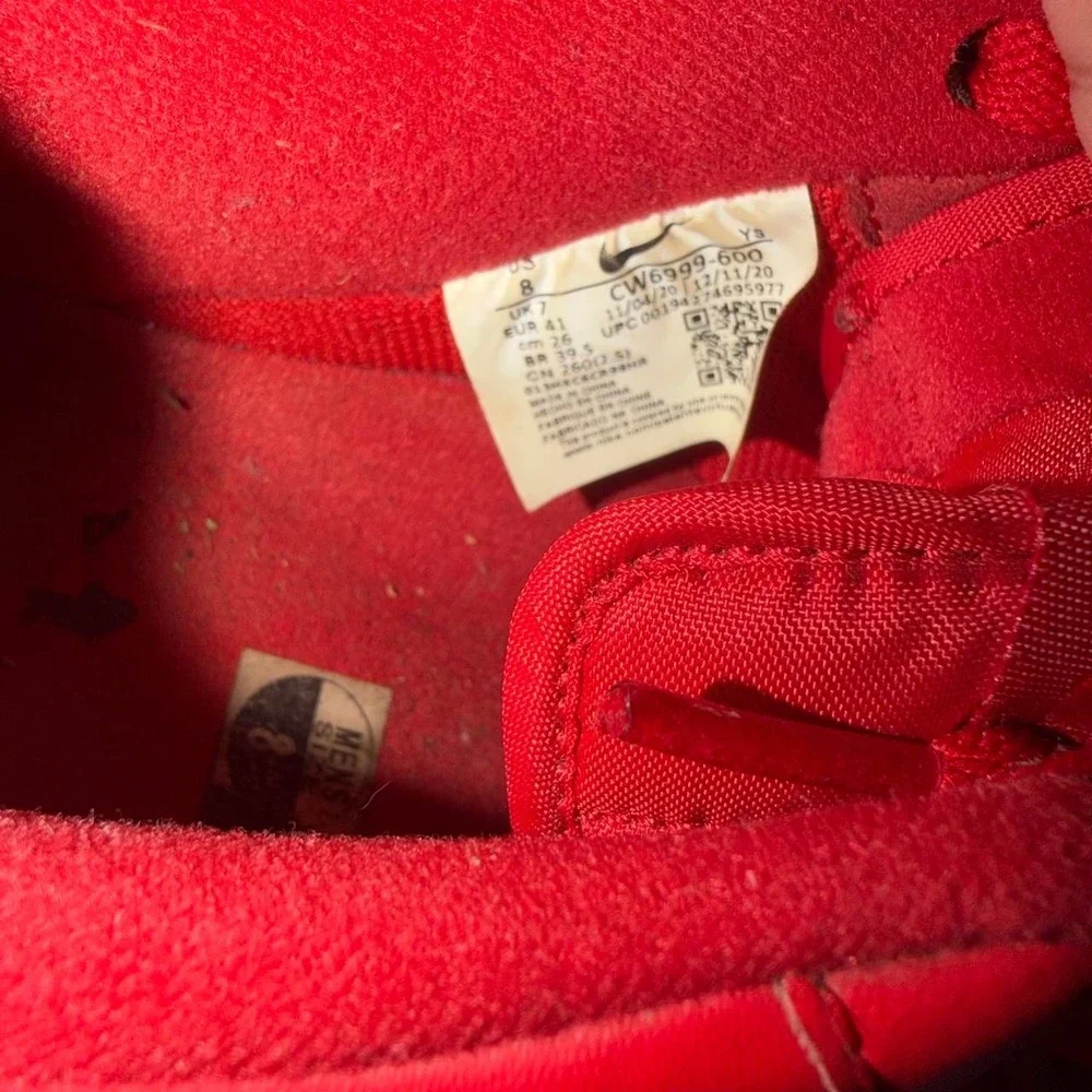 Nike Air Force 1 red sneakers missing 1 shoe lace men size 8